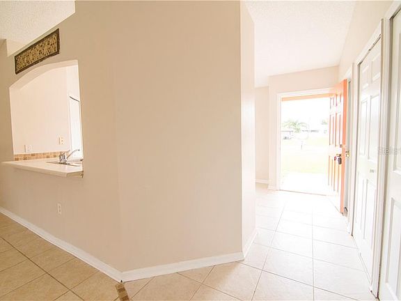 4th image of 1696 Santee Ave
