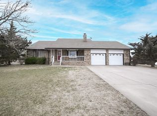 794 E Kinsmen Rd, Peck, KS 67120
