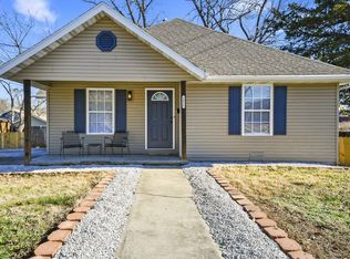 1850 N Robberson Avenue, Springfield, MO 65803