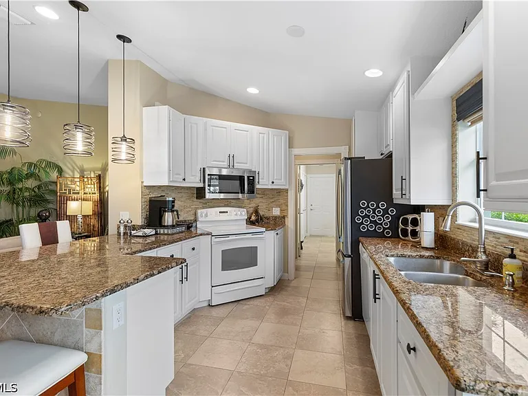 15382 Queen Angel Way — Photo 8