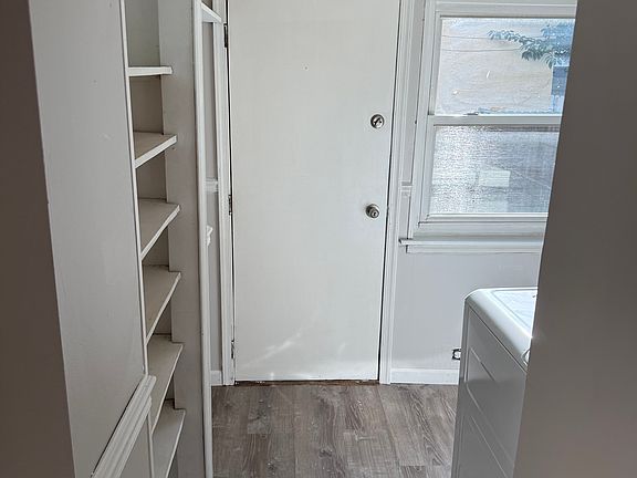 5th image of 5536 Ridge Ave