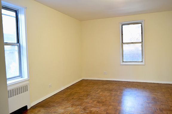 4th image of 3299 Cambridge Ave APT 3DN