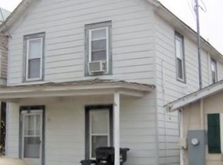 135 N Front St, Swansboro, NC 28584