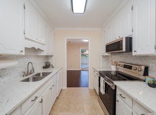 206 Clancy Cir, Cary, NC 27511