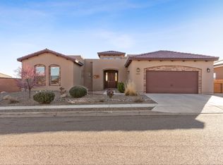 633 Tiwa Ln NE, Rio Rancho, NM 87124