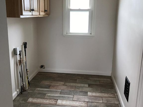 2nd image of 26 6th St #1
