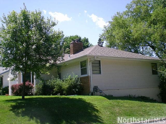 2nd image of 2550 Xenwood Ave S