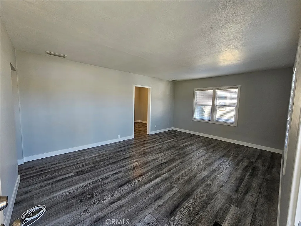 2 bed, 782 sqft, $2,500 — Photo 3