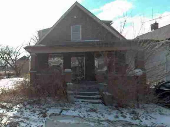9384 Goethe St, Detroit, MI 48214