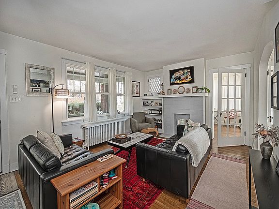 4th image of 301 Arden Rd