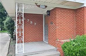 2nd image of 1737 W Way Ave