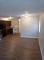 4th image of 1021 E Broadway St #10691821