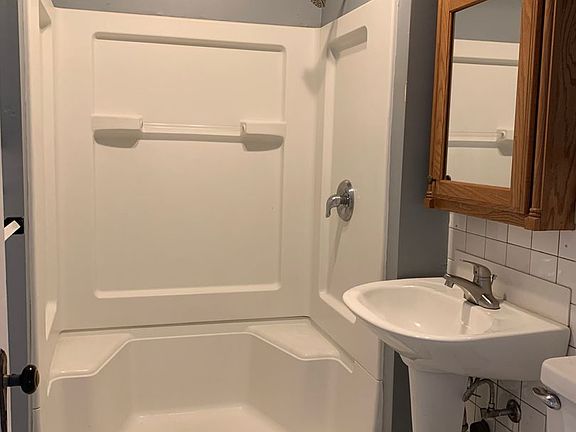 5th image of 107 Melmore St #1