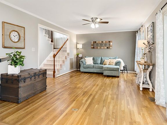 5th image of 1776 Riverhaven Dr