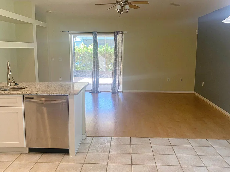 15534 Martinmeadow Dr — Photo 9