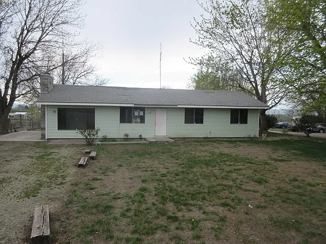 4310 Independence Rd photo 1