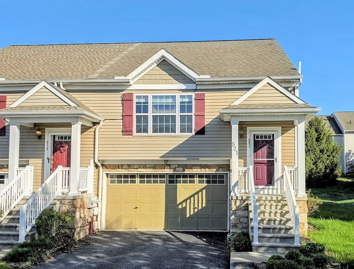 Building Photo - 521 Fox Ridge Ln