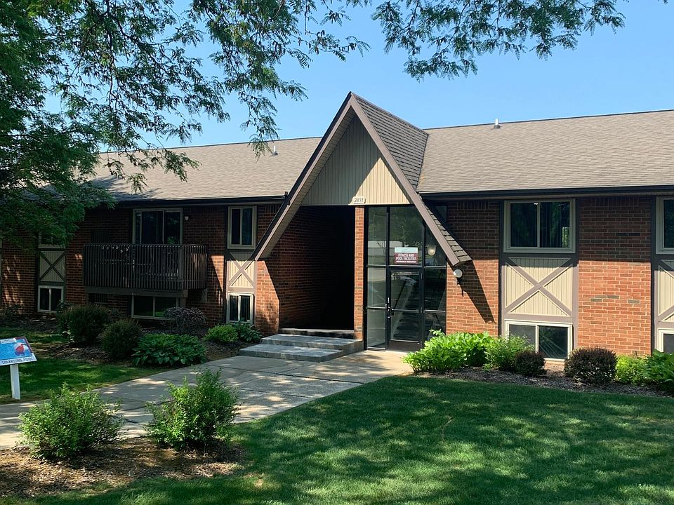 Meadowbrook Village Apartment Rentals Auburn Hills, MI Zillow