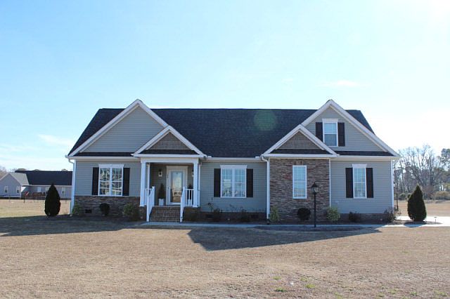 1st image of 108 Golden Willow Dr