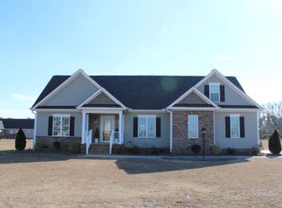108 Golden Willow Dr, La Grange, NC 28551
