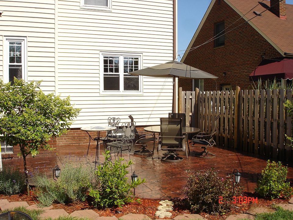 2nd image of 6396 Doncaster Ave