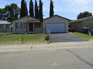 8742 Crucero Dr, Elk Grove, CA 95624