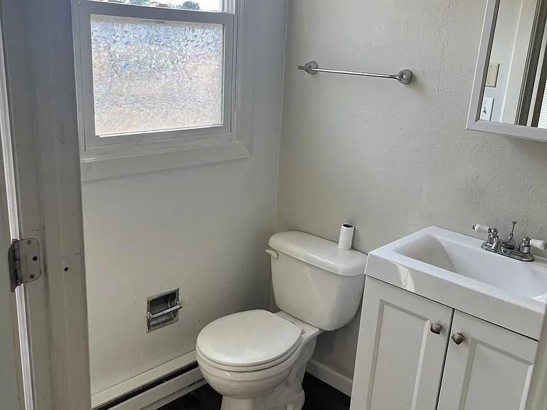 912 N State Rd #5 — Photo 6