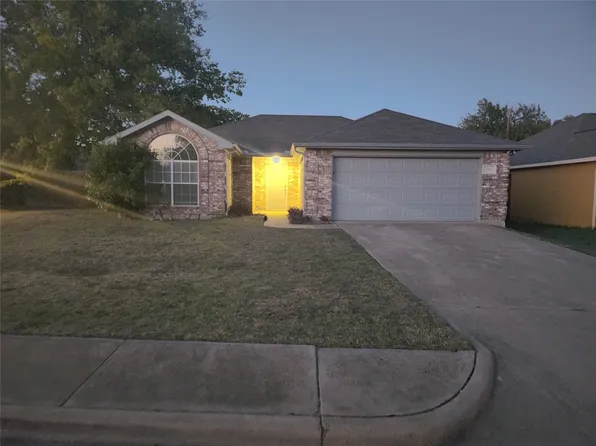 505 Starling Dr, Desoto, TX 75115