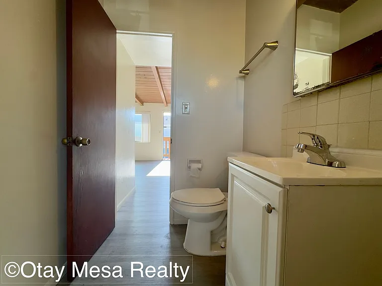 970 Seacoast Dr — Photo 7
