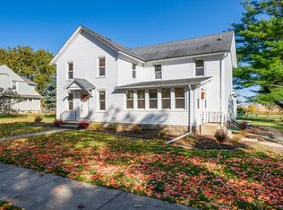 221 Wilson Ave, Chadwick, IL 61014