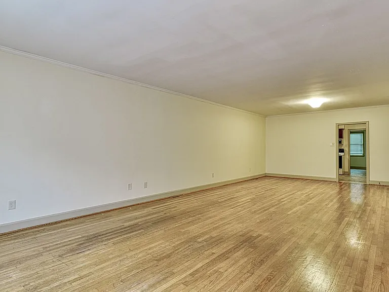 831 John B White Sr Blvd — Photo 25