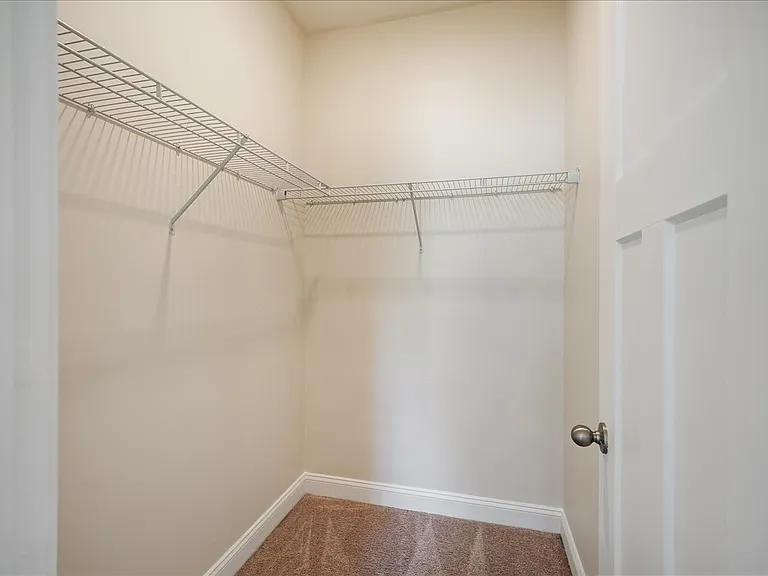 1309 Enfield Ln — Photo 46