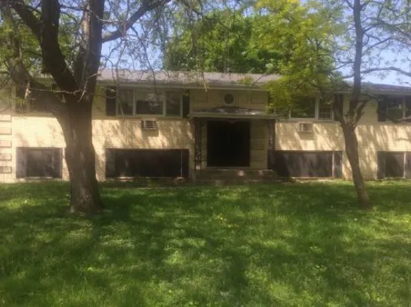 241 S Small Ave, Kankakee, IL 60901