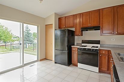 5th image of 2460 Hillsboro Ln