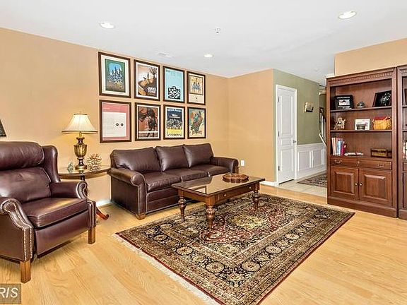 5th image of 6390 Meandering Woods Ct