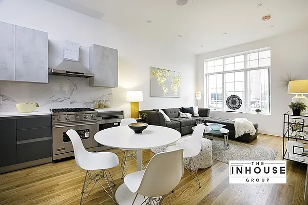 Sold by The In House Group | media 10