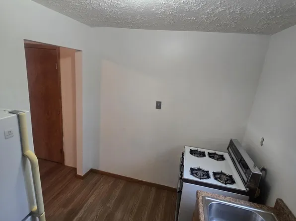 1327 N Elm St #A, McPherson, KS 67460