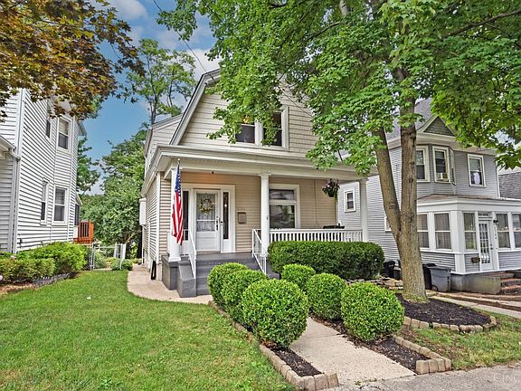 2nd image of 2742 Willard Ave