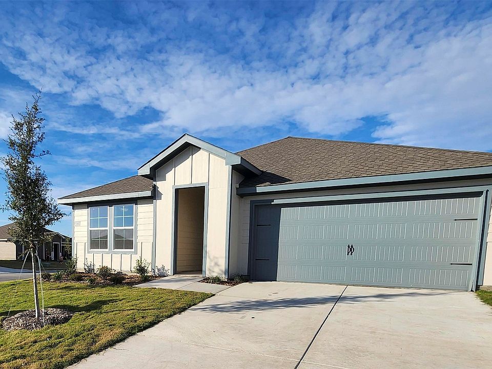 1st image of 510 Silver Birch Dr