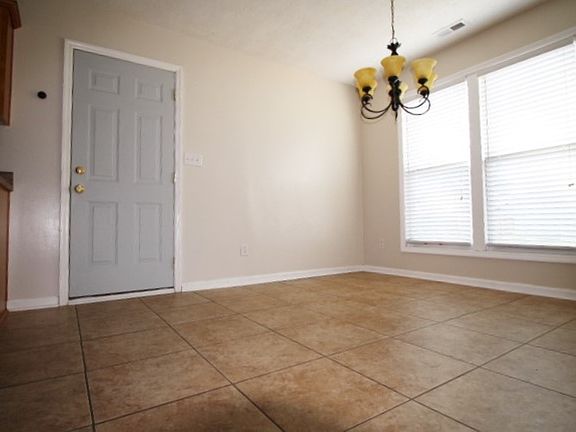 3rd image of 6537 Anniston St
