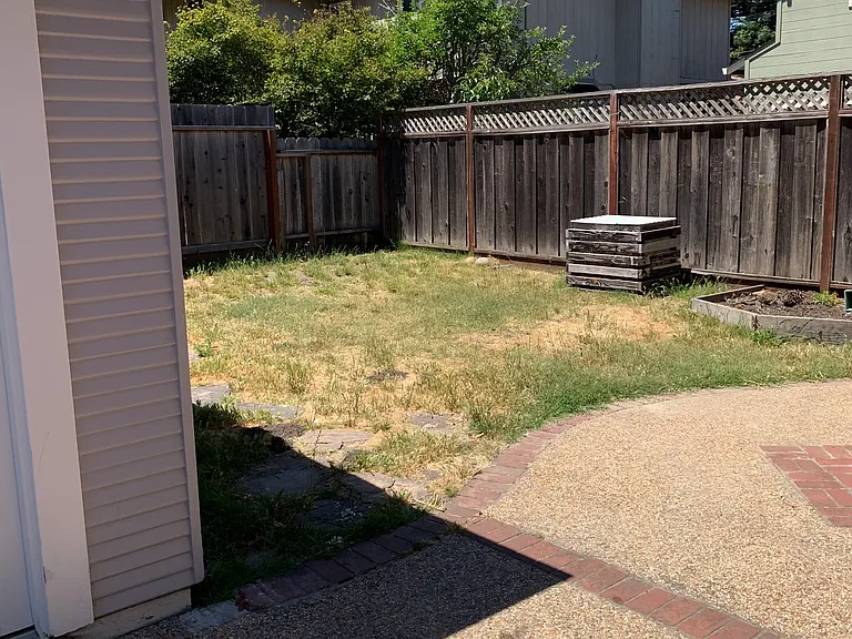 117 Grover Ln — Photo 4