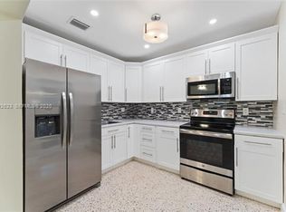6820 SW 77th Ter #6820, Miami, FL 33143