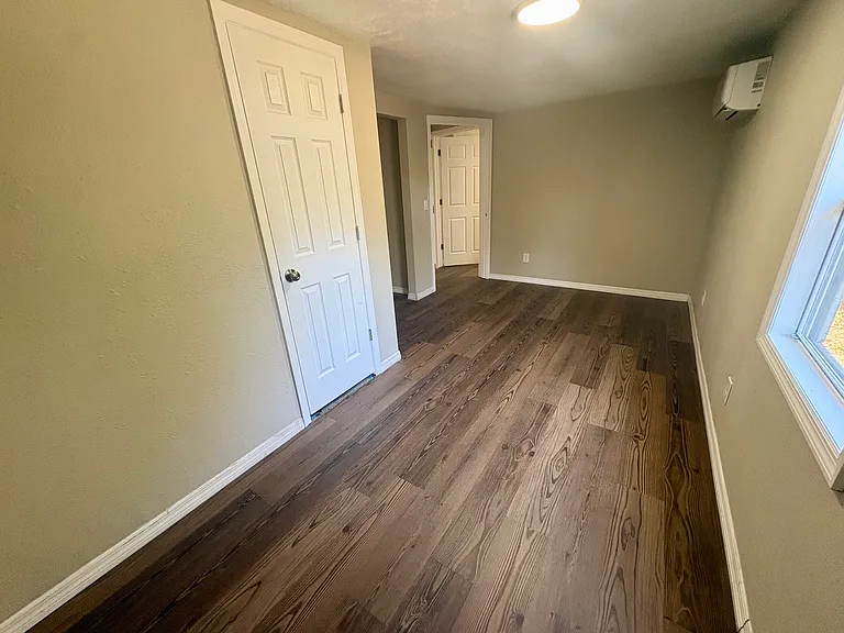 3722 N 56th St #1 — Photo 11