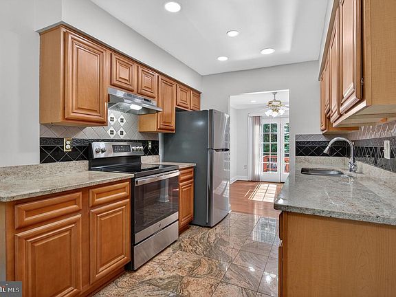 5th image of 9608 Masterworks Dr