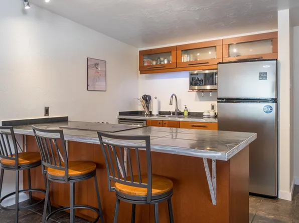 2005 Warm Springs Rd APT 44, Ketchum, ID 83340