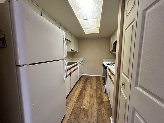 4th image of 2075 Isle Royale Ct SE APT 160