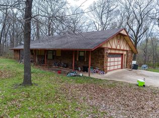 12272 E Oak Dr, Claremore, OK 74019