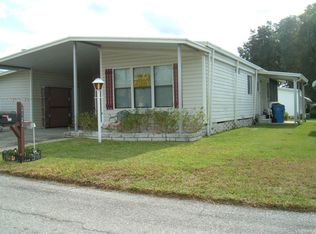 2123 Village Hill Dr, Valrico, FL 33594