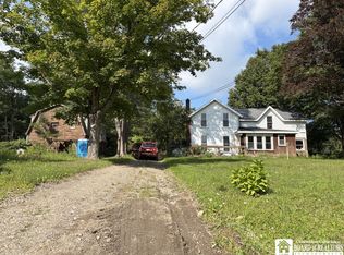 9185 Chautauqua Rd, Fredonia, NY 14063