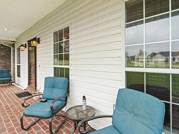 4th image of 3 Griffin Dr
